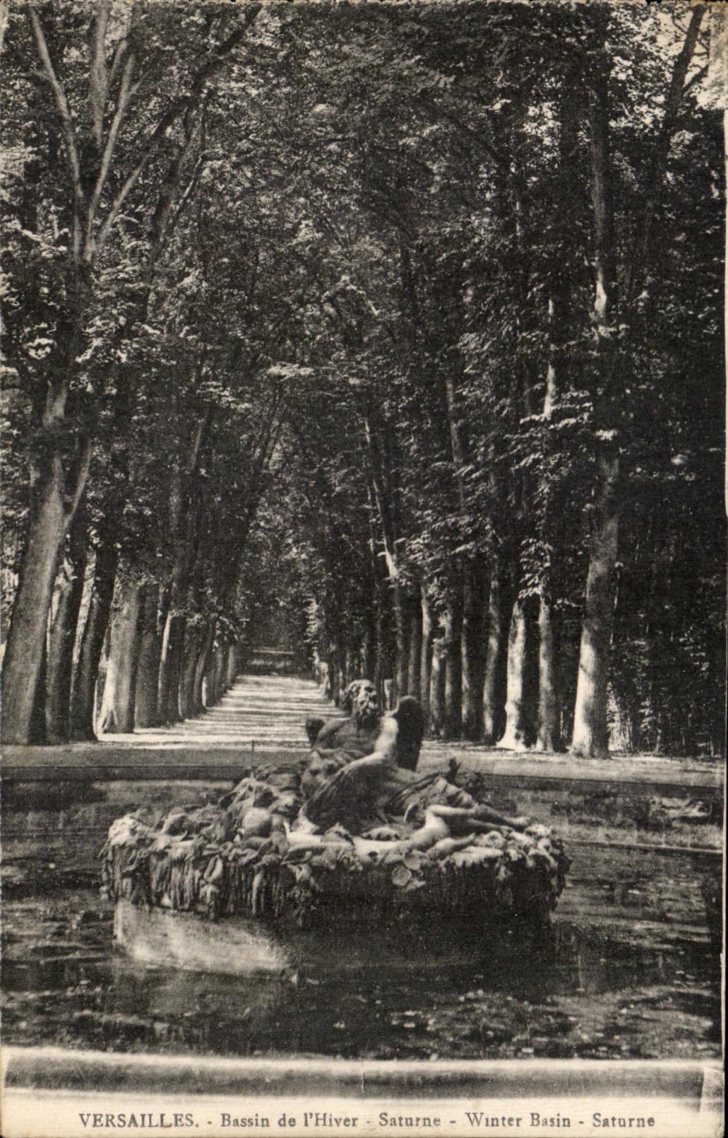 CPA Versailles Bassin de l Hiver Statue 