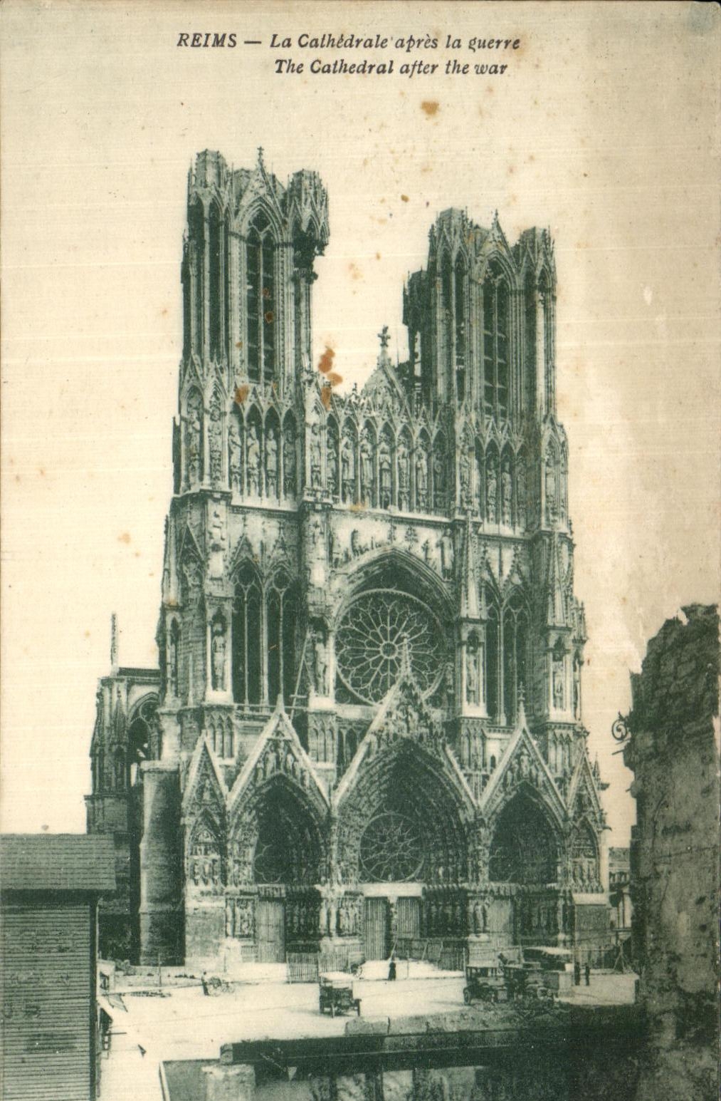 CPA Reims the Cathedral after the war The Cathedral after the war
