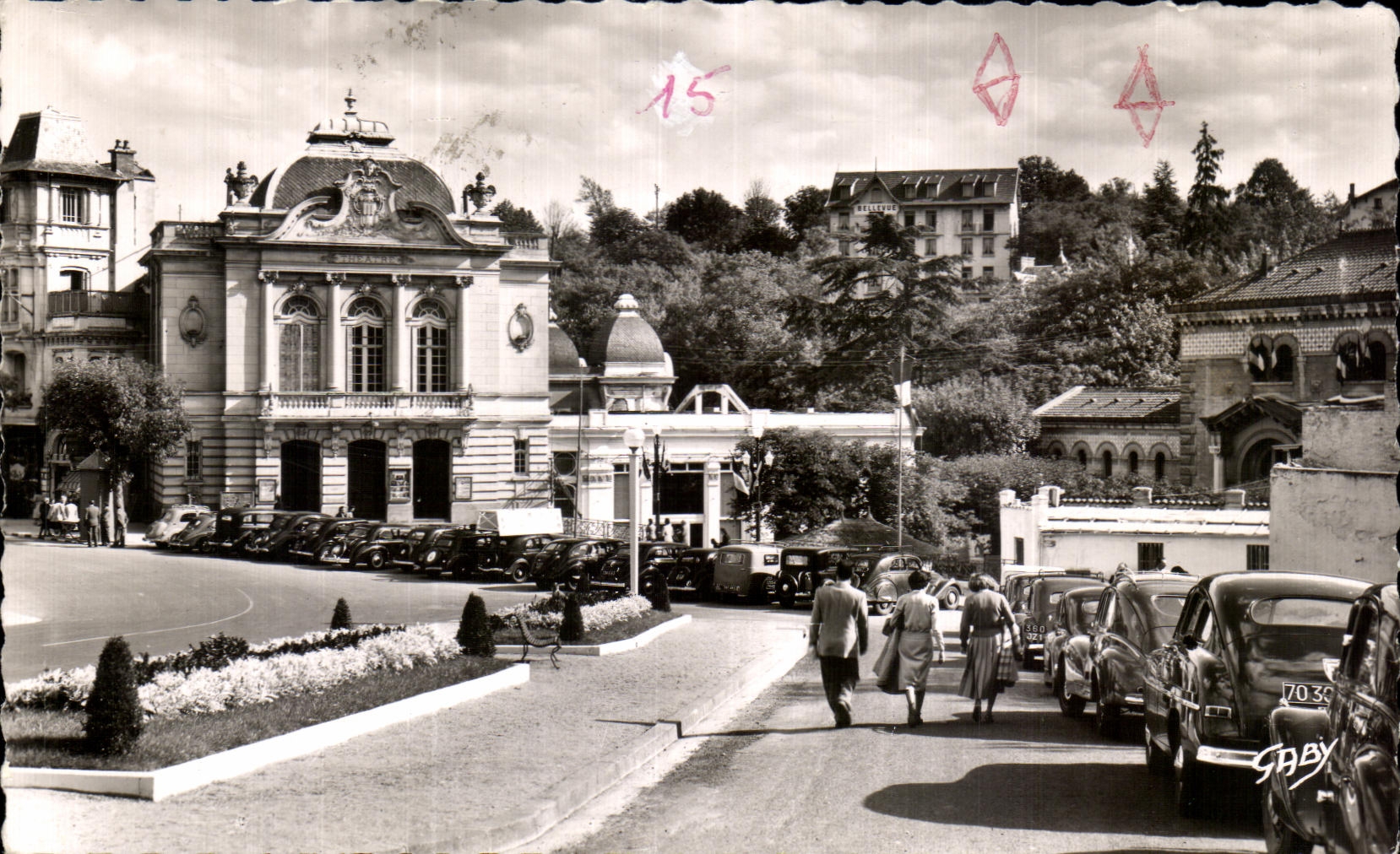 CPA Chatelguyon el teatro y el entrar del parque de establecimiento hidropAtico