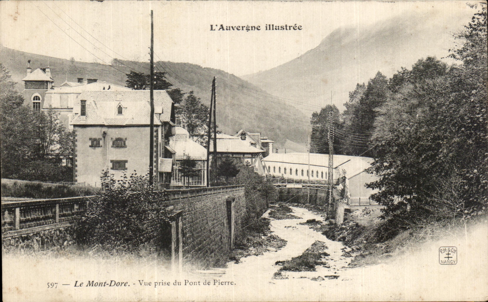CPA illustrated Auvergne the Mount Gilds Bridge of Pierre Seen from