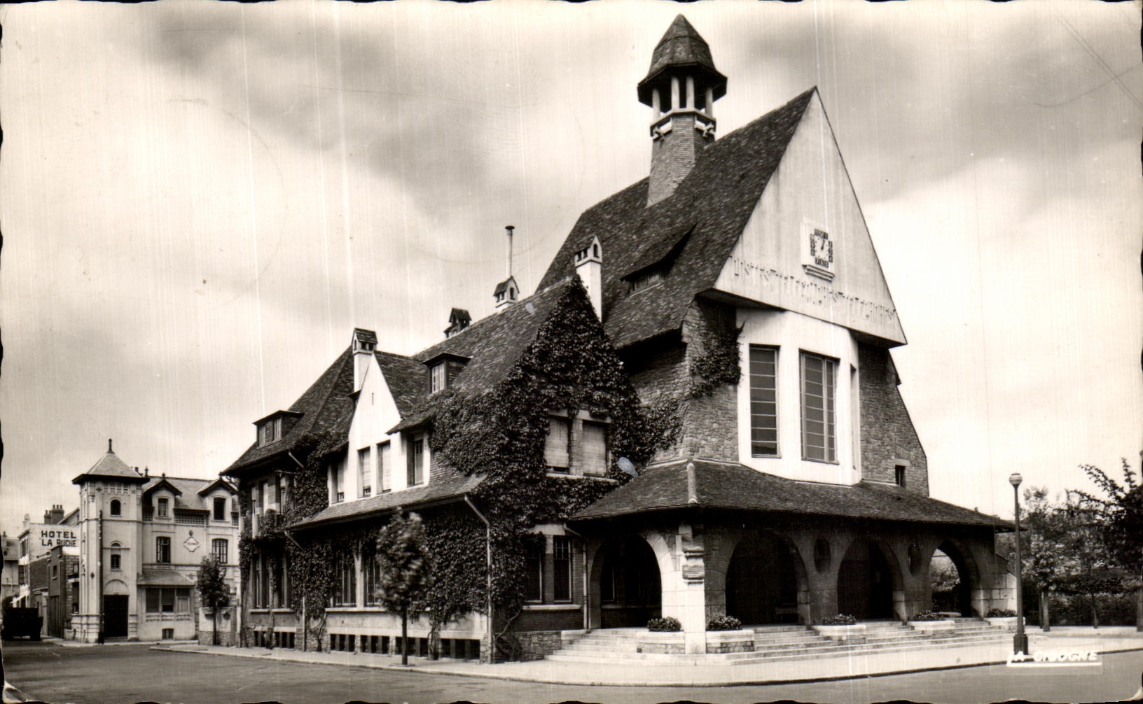 CPA Touquet Paris Beach Post office building