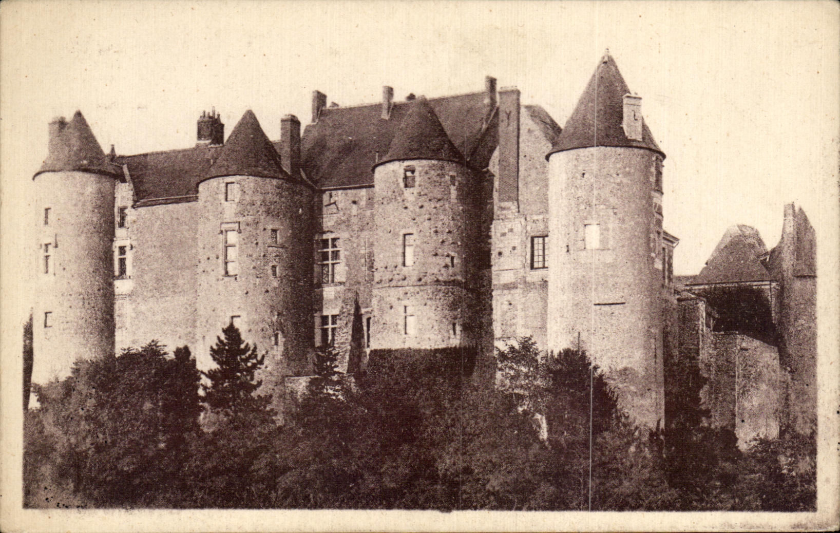 CPA Luynes the Castle (Western) Construitau On Site an Old Fortress Restores And Aurandi With