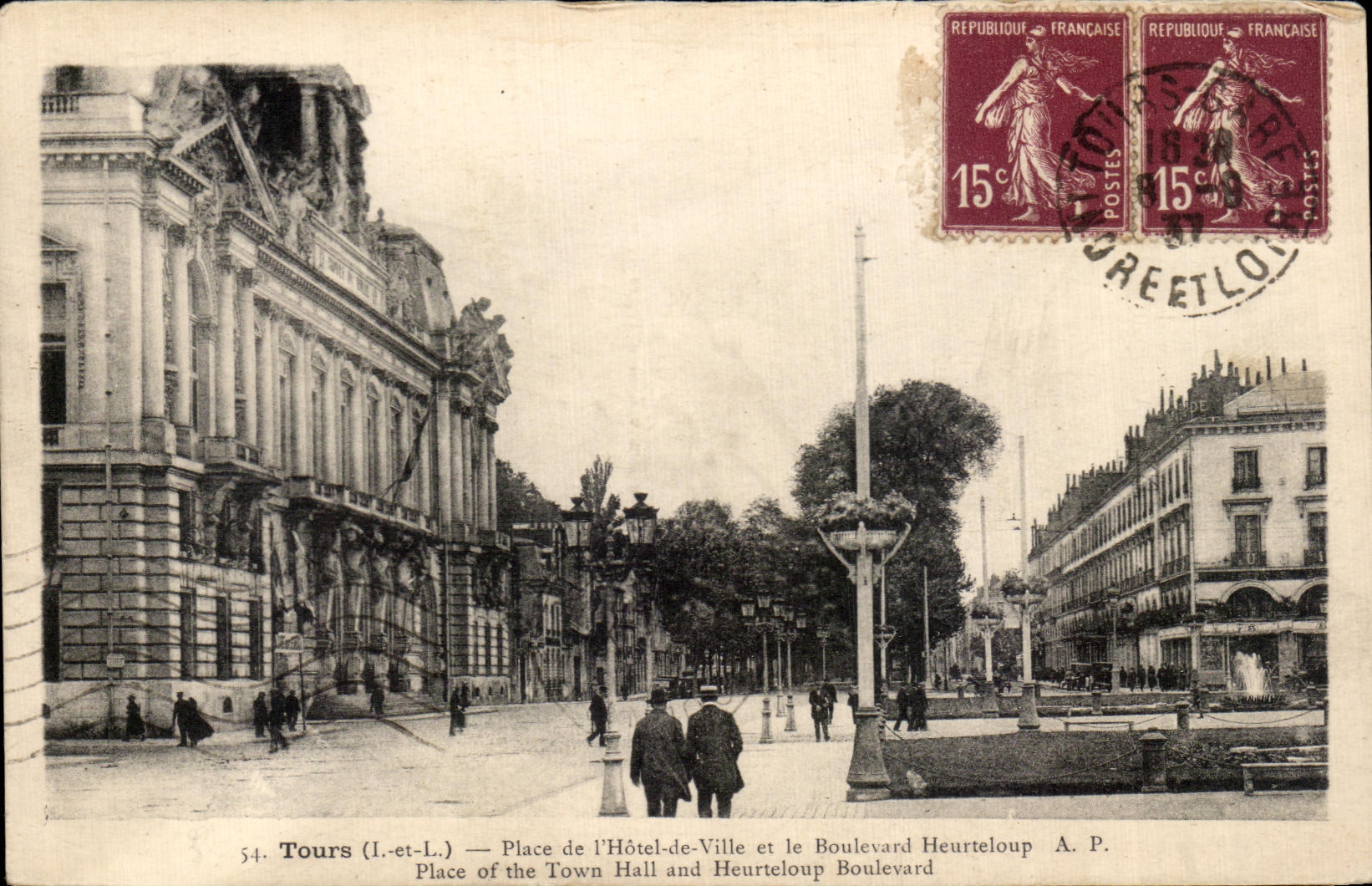 CPA Tours Place of Town hall and the Heutreloup Boulevard Places Off The Town Hall and Heurteloup Boulevard