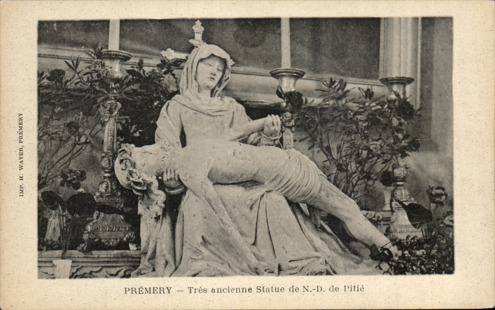 Very old CPA Premery Statue of Our Lady Pity