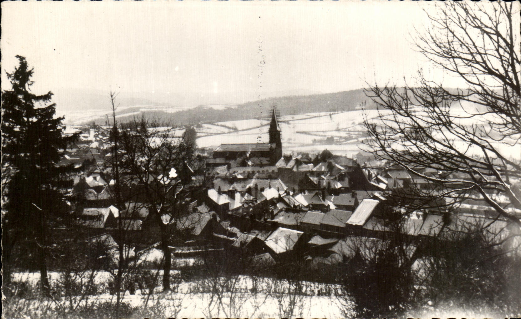 CPA Chinon Castle Under snow Stereotypes Montaron Chinon Castle