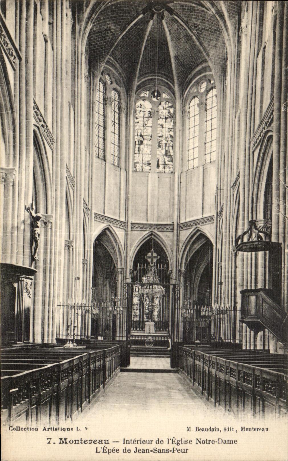 CPA Interior Montereau of Church Notre Dame Sword of Jean Without Fear