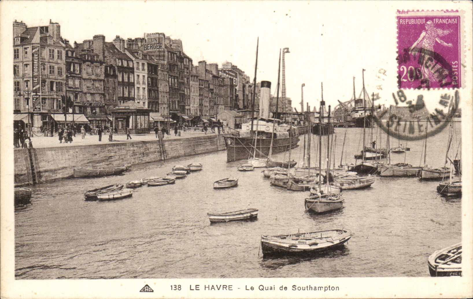 CPA Le Havre Le Quai de Southampton Bateaux