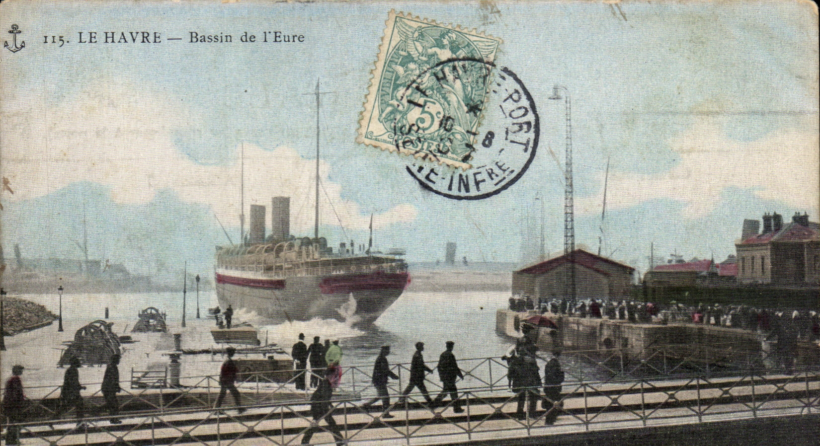 CPA Le Havre Bassin de I Eure Bateau