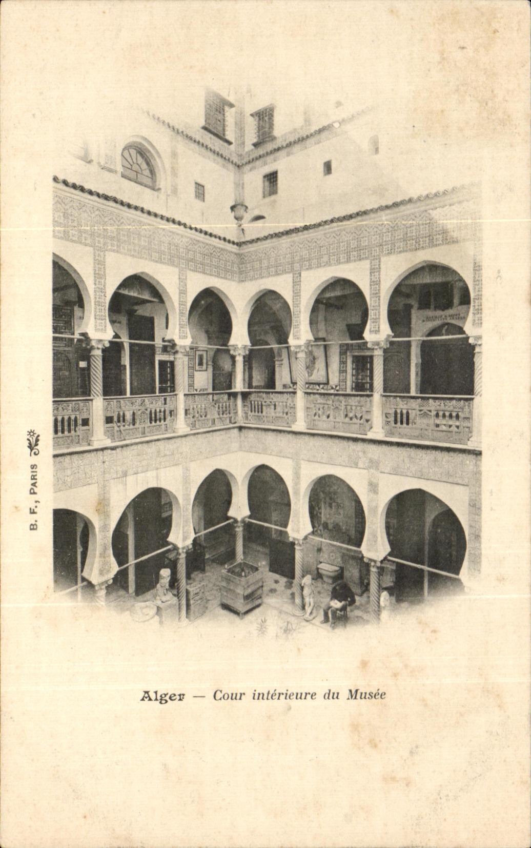 Corte interior de CPA Argelia Argel del museo