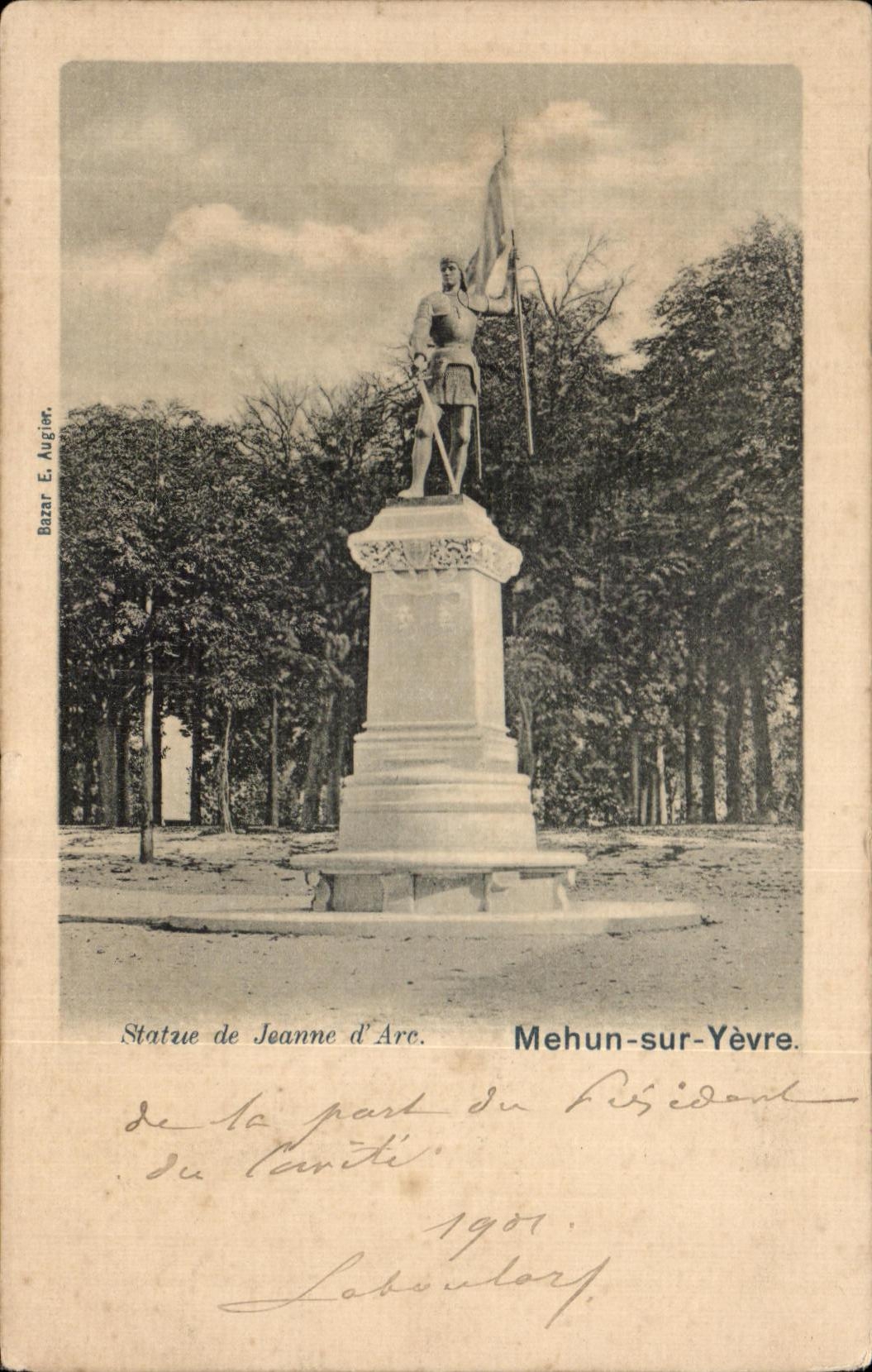 CPA Statue of Jeanne Arc Mehun on Yevre