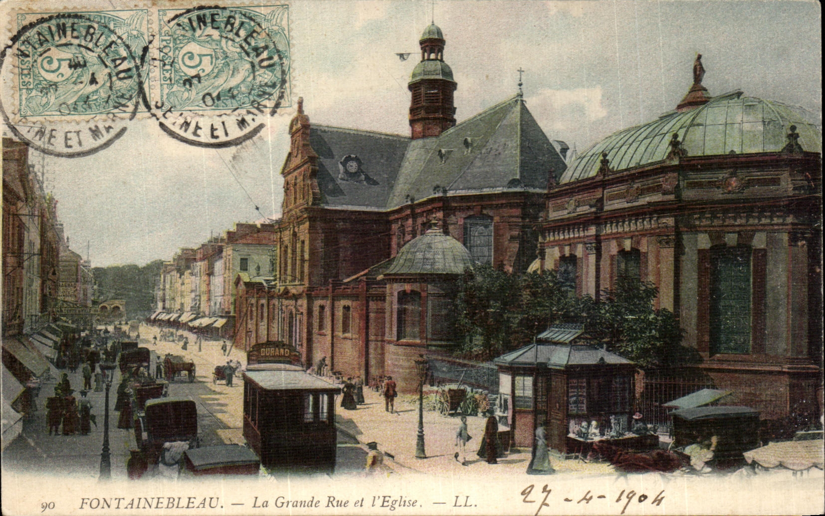CPA Fontainebleau La Grande Rue et I Eglise