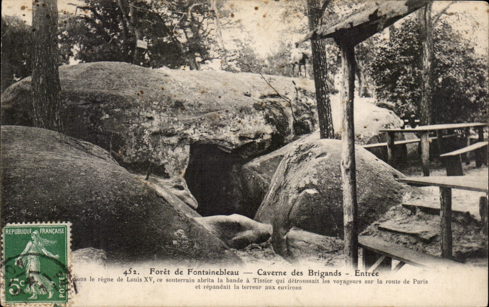 CPA Foret de Fontainebleau Caverne des Brigands Entree