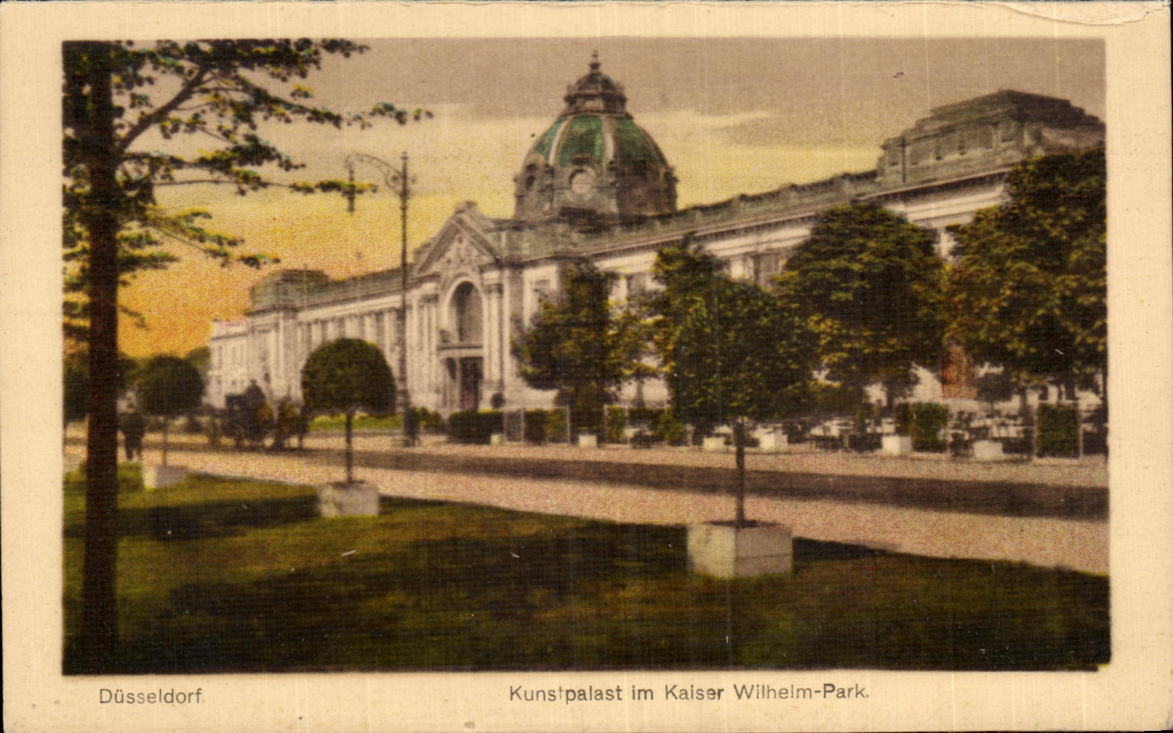 CPA Dusseldorf Kuns Palast im Kaiser Wiheim Park
