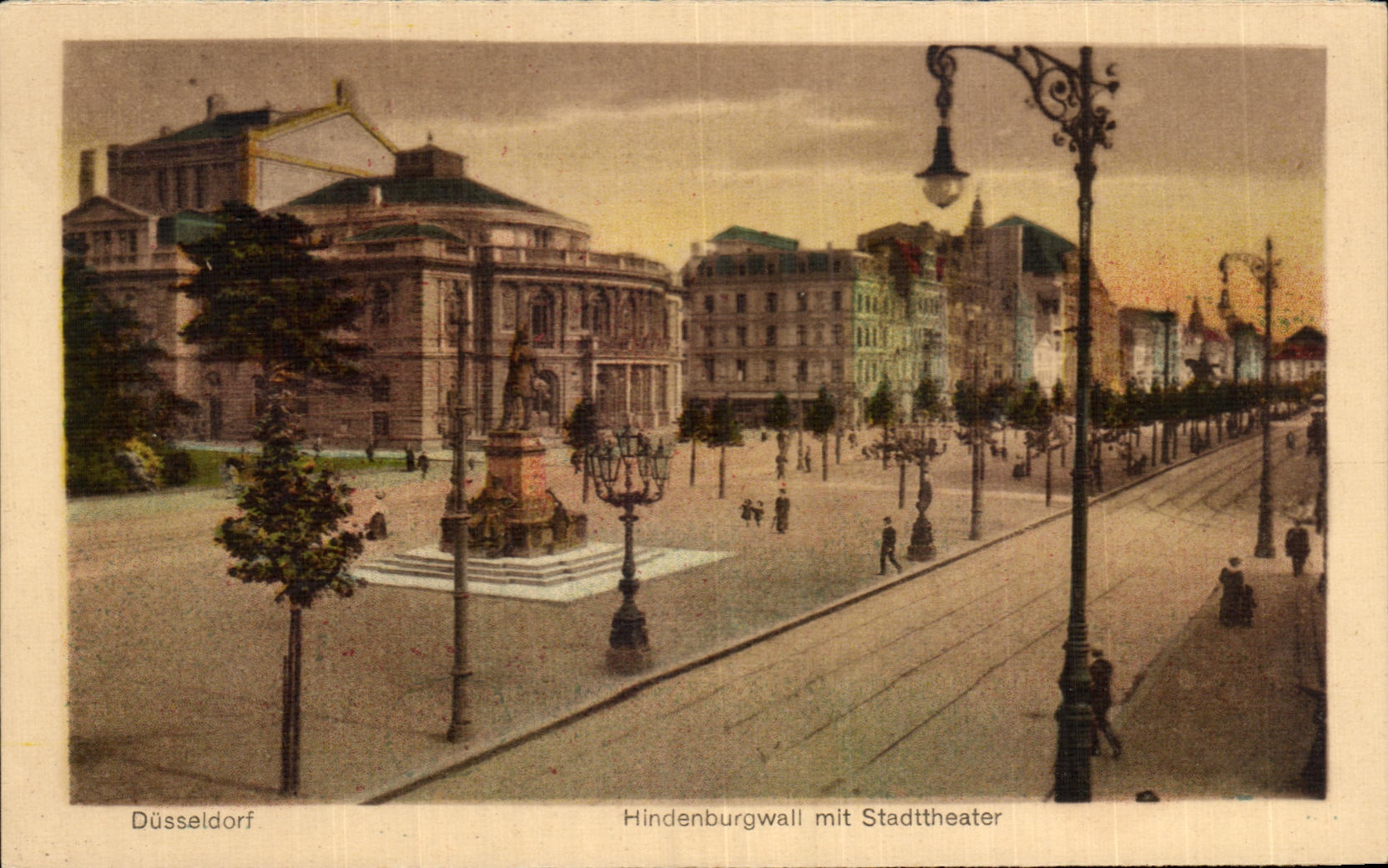 CPA Dusseldorf Hindenburgwail mit Stadttheater