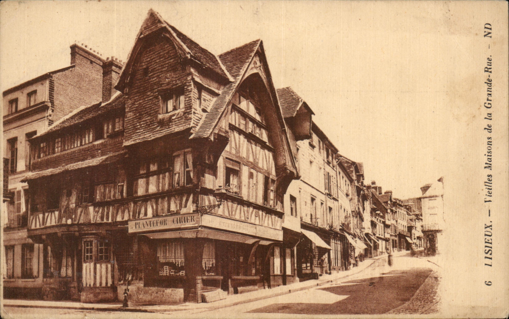 CPA Lisieux Vieilles Maisons de la Grande Rue Plantefor Carier 