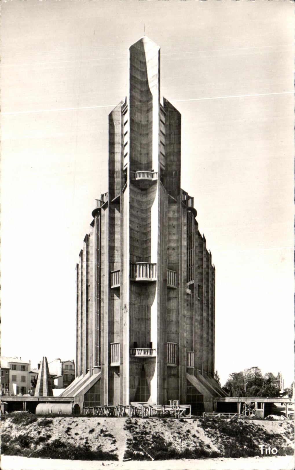 CPA Royan L Eglise Notre Dame