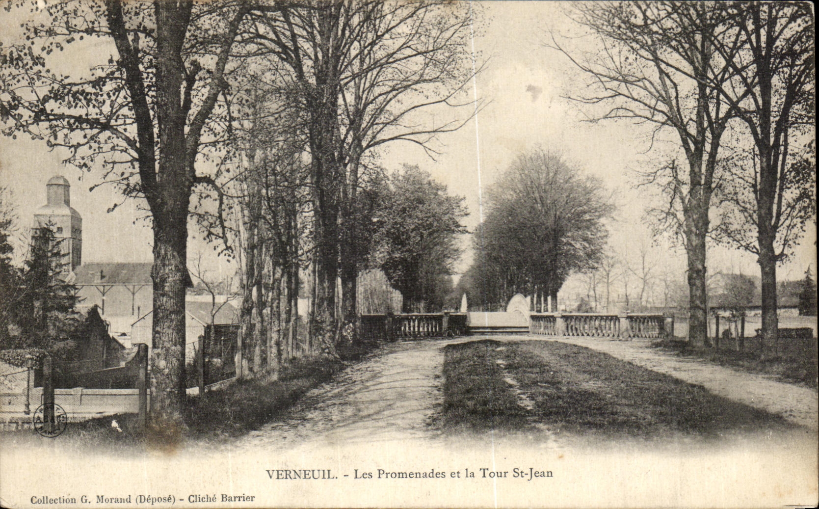 CPA Verneuil Les Promenades et la Tour St Jean