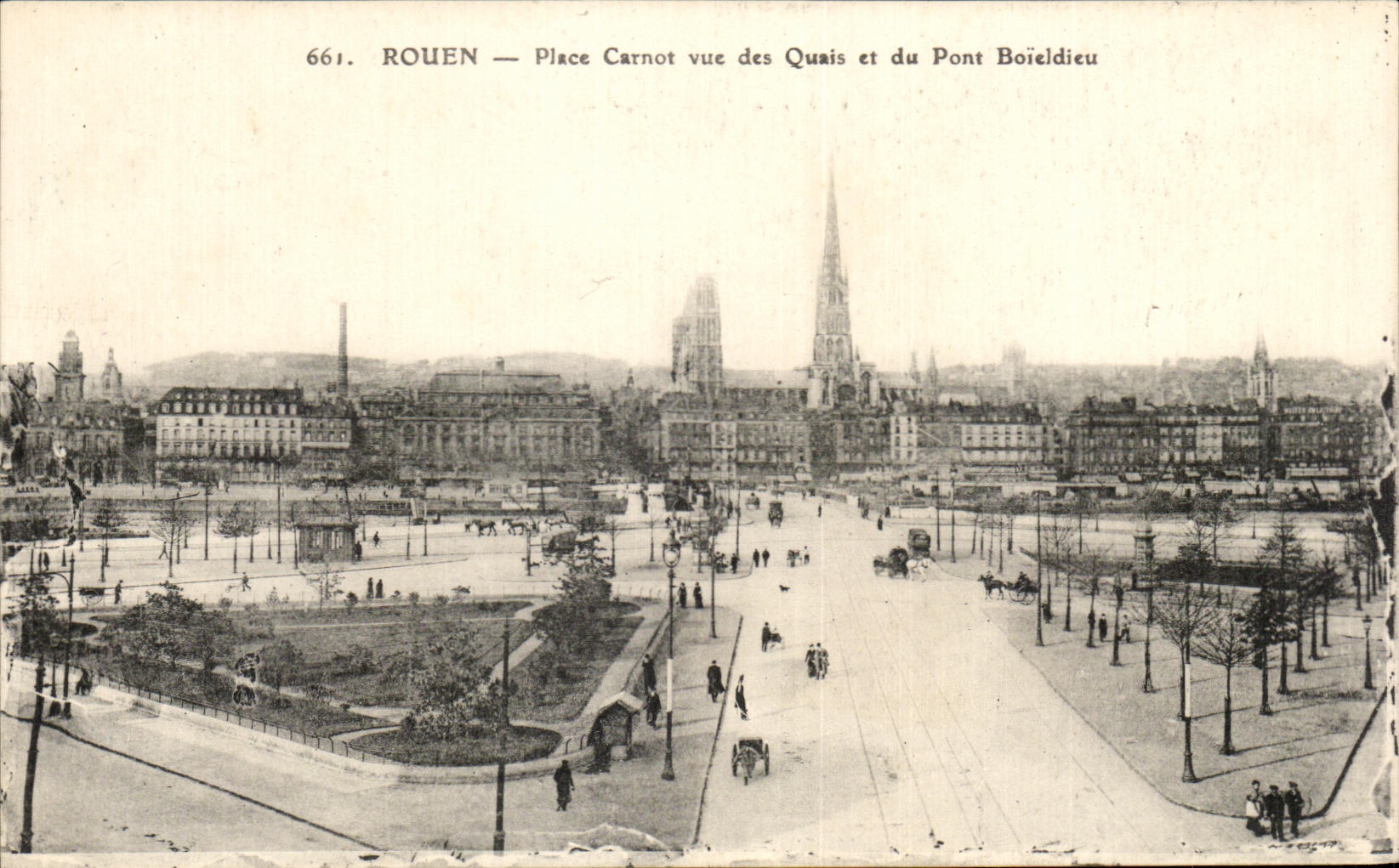 CPA Rouen Places Carnot seen of the Quays and the Boieldieu Bridge