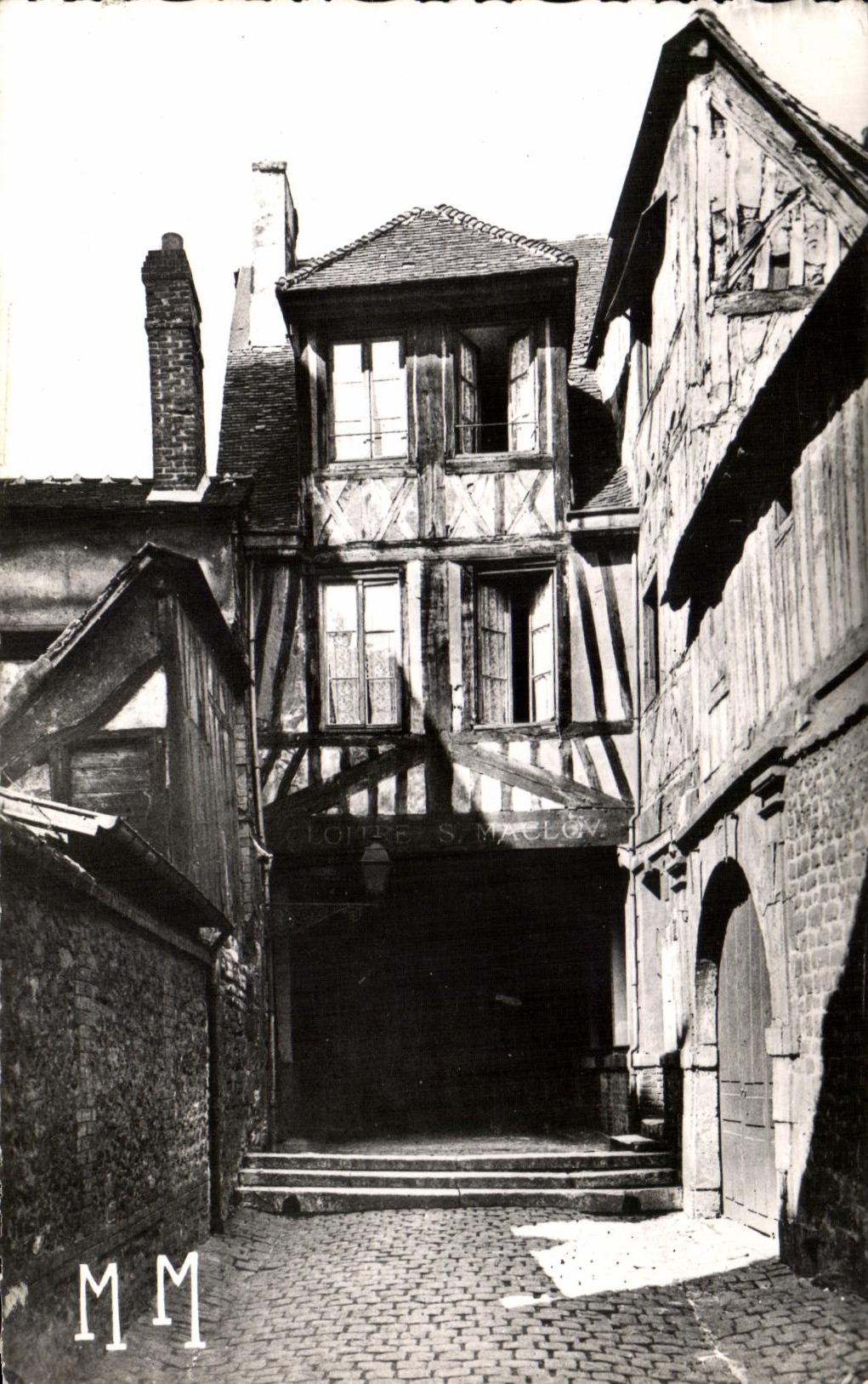 CPA Rouen the City Museum Entrance Of the Cloister Of Saint Maclou