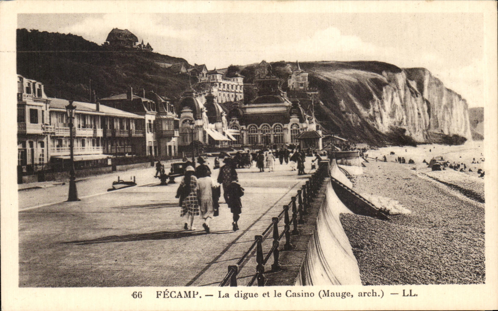 CPA Fecamp La digue et le Casino 
