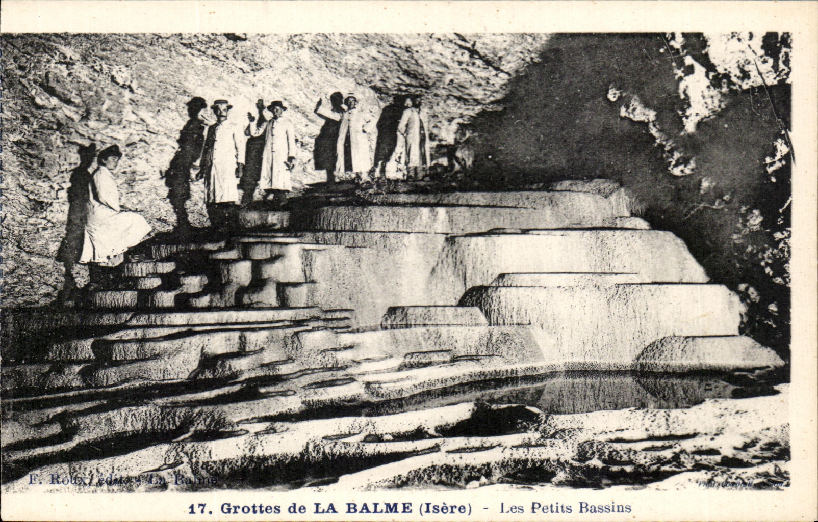 CPA Caves of Balme Small Basins