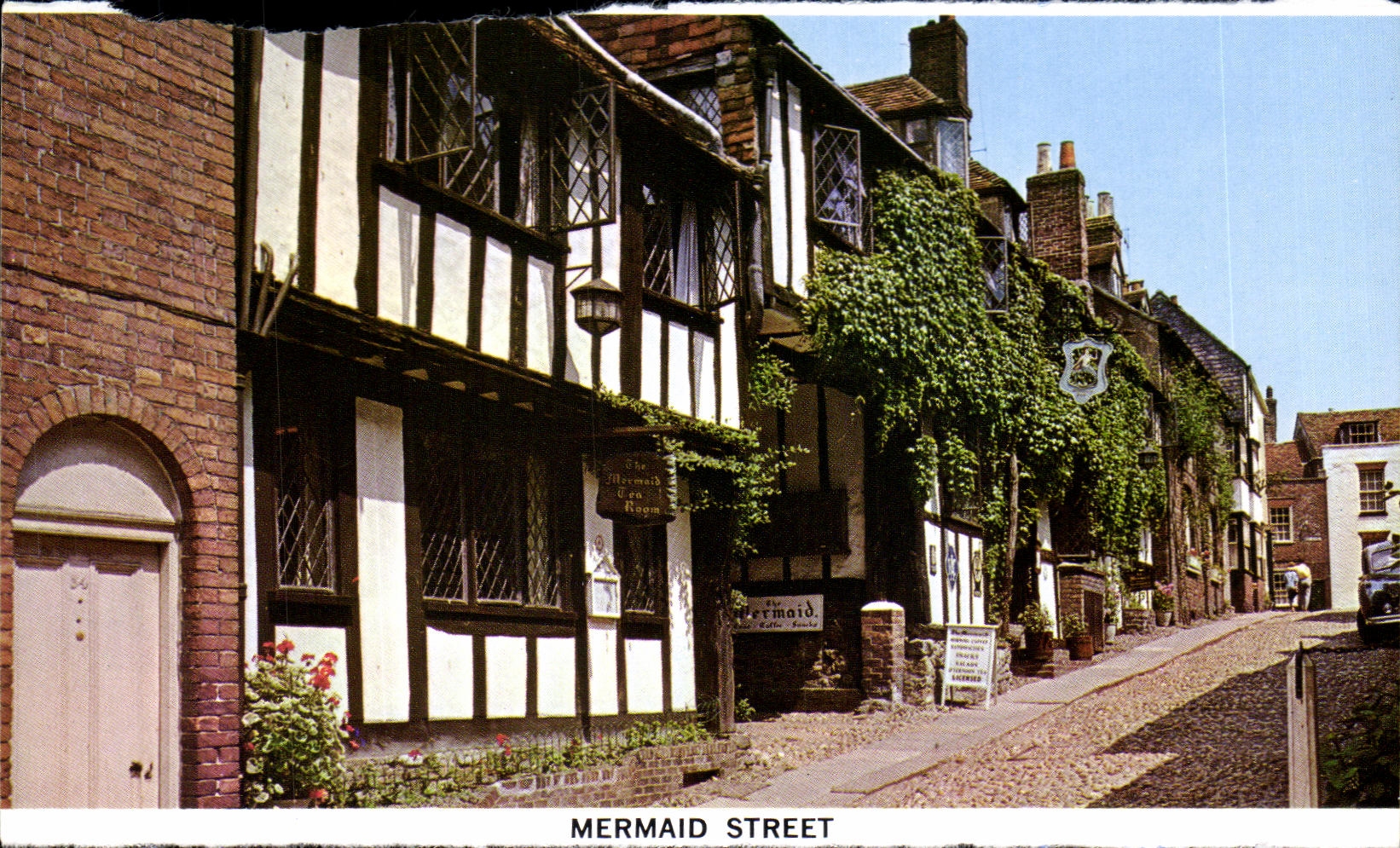 CPA Mermaid Street