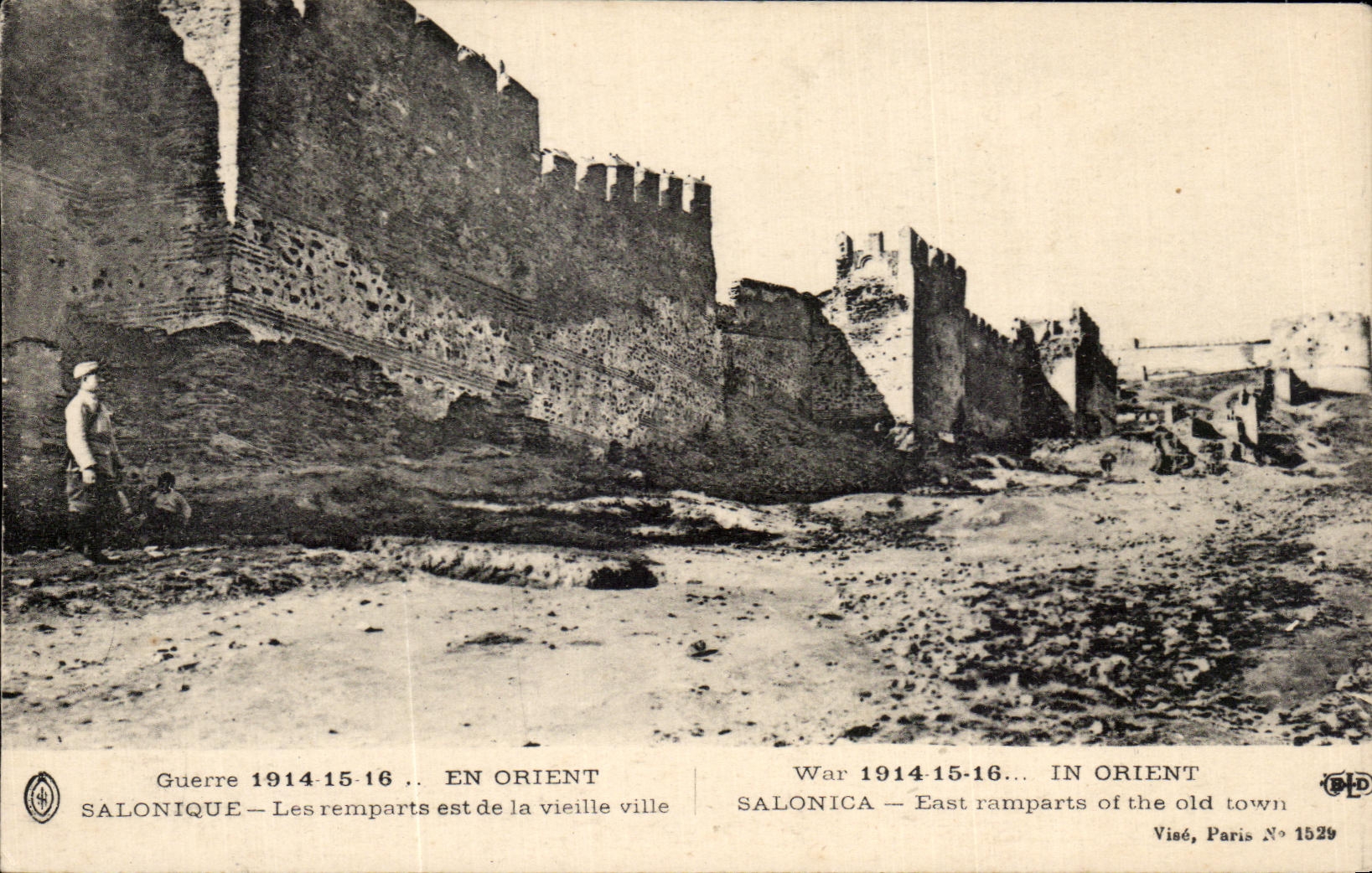 CPA In the Salonique East the Walls is of the Old City Greece Greece