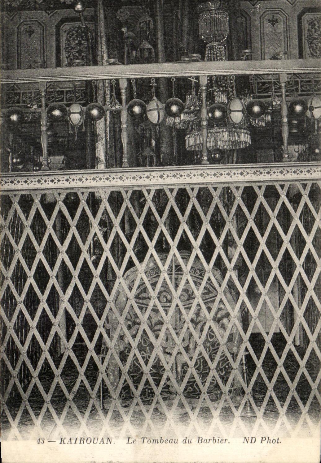 CPA kairouan Le Tombeau du Barbier Tunisie