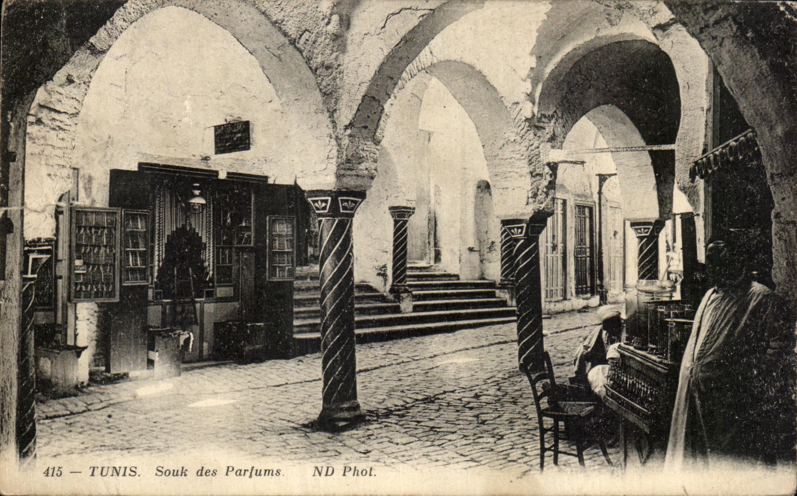 CPA Tunis Souk des Parfums Tunisie
