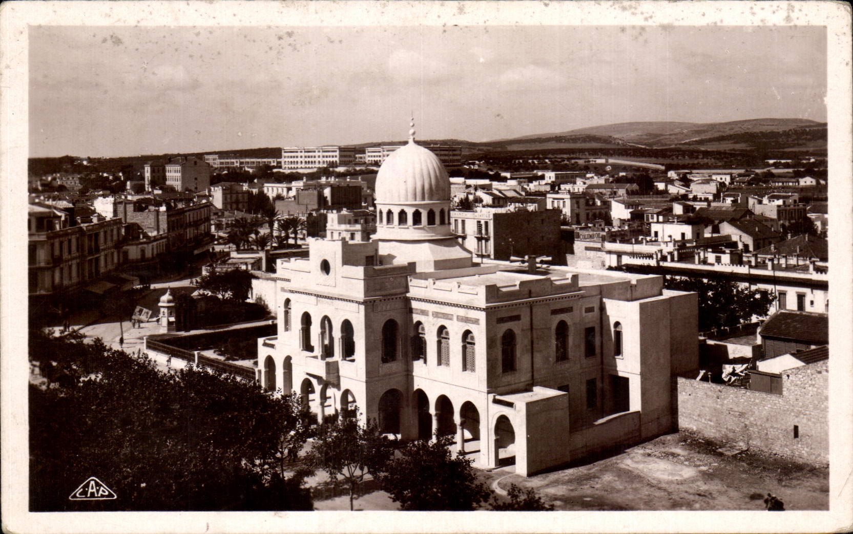 CPA Bizerte Vue generale et Hotel de Ville Tunisie