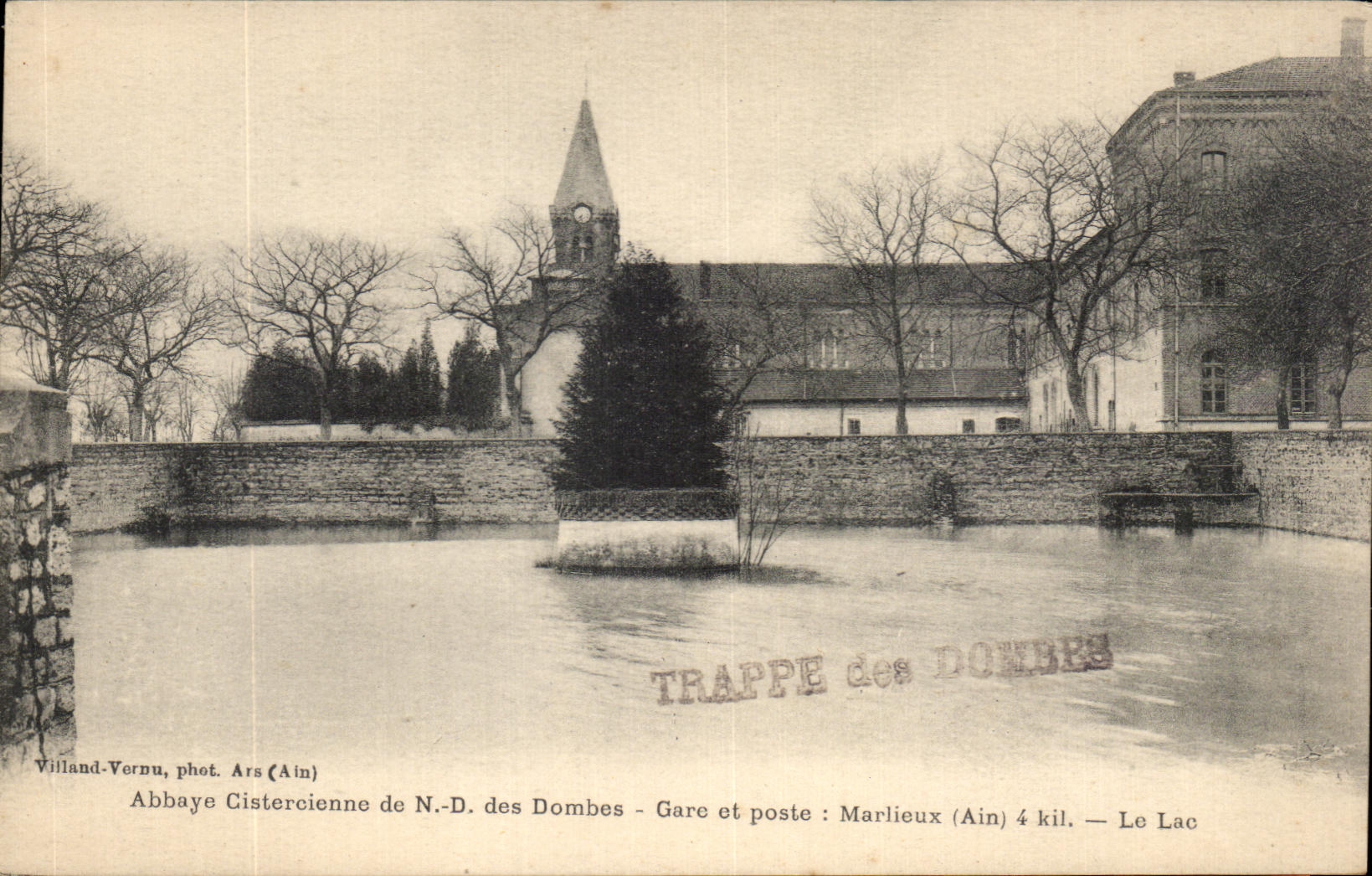 CPA Cistercian abbey of Nof Dombes Parks and posts Marlieux
