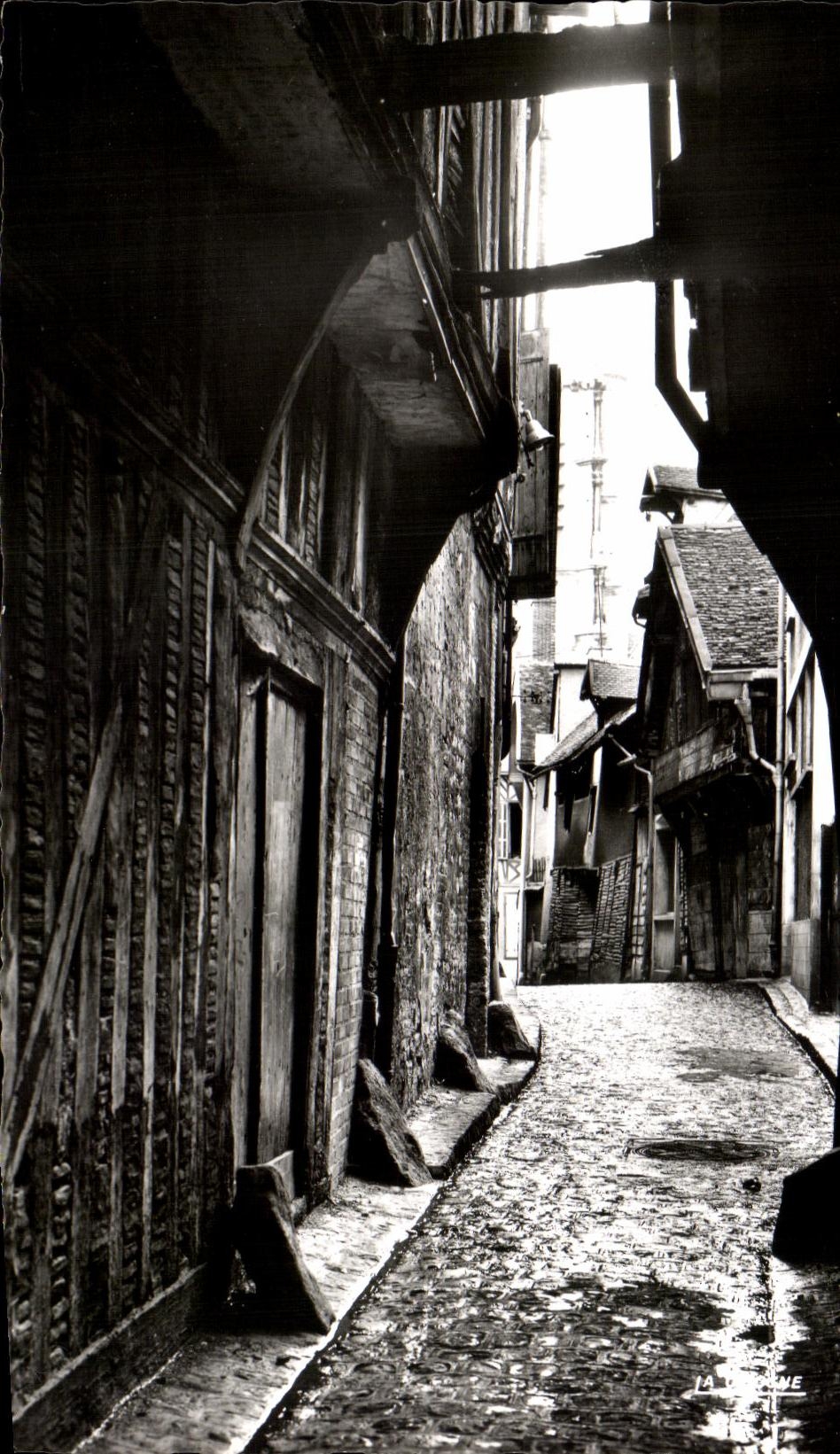 CPSM Troyes Lane of the Cats