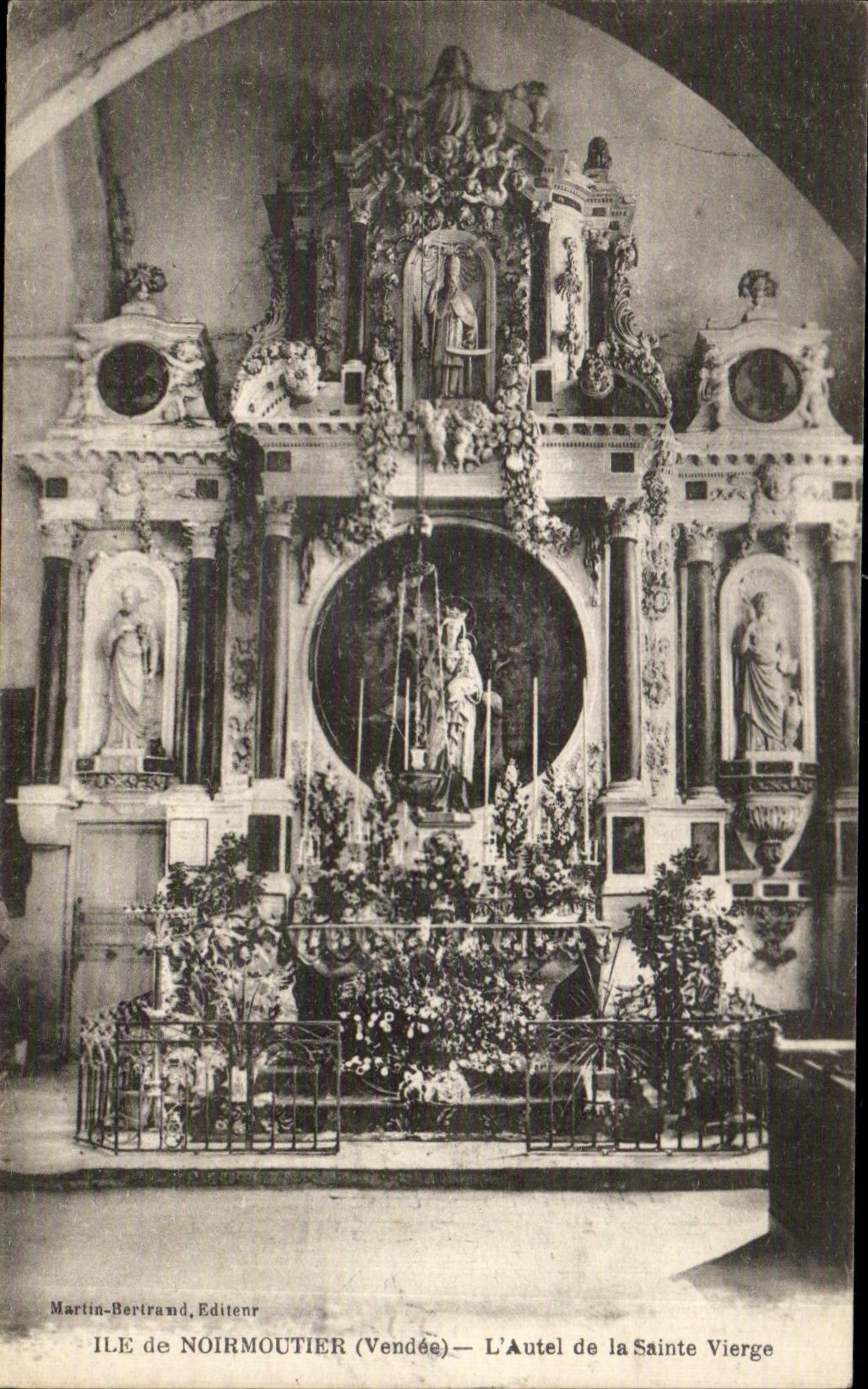 CPA De Noirmoutier L Autel de la sainte Vierge