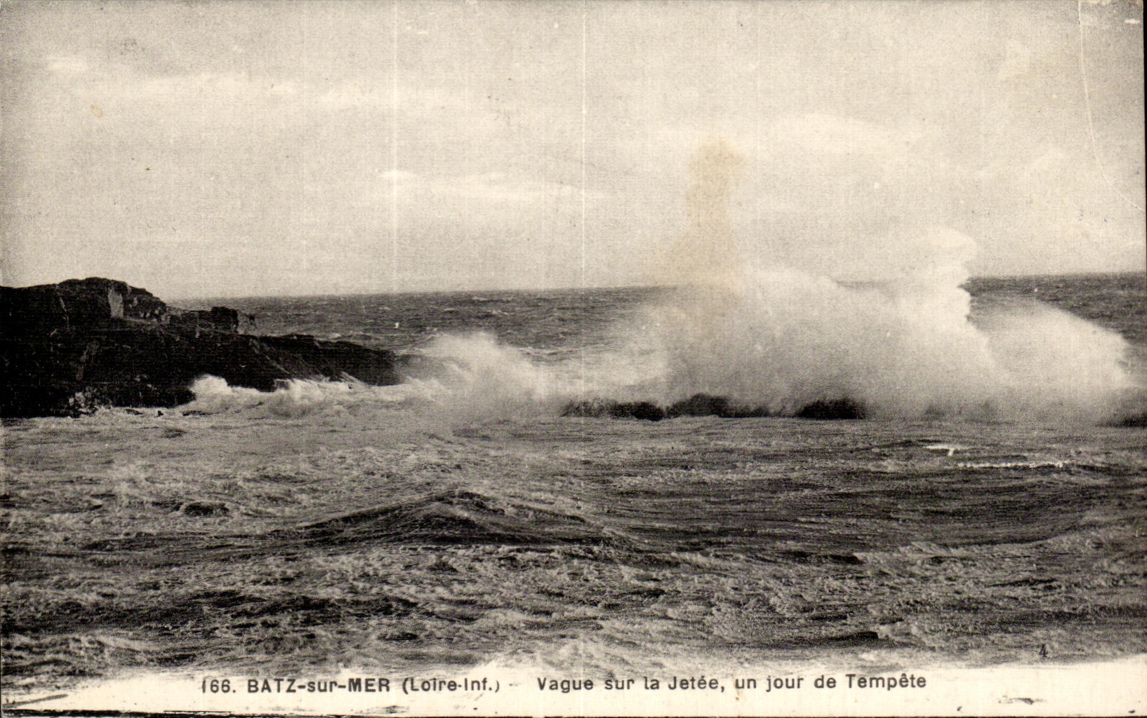 CPA Batz on Vague Sea on the Pier one Day of Storm