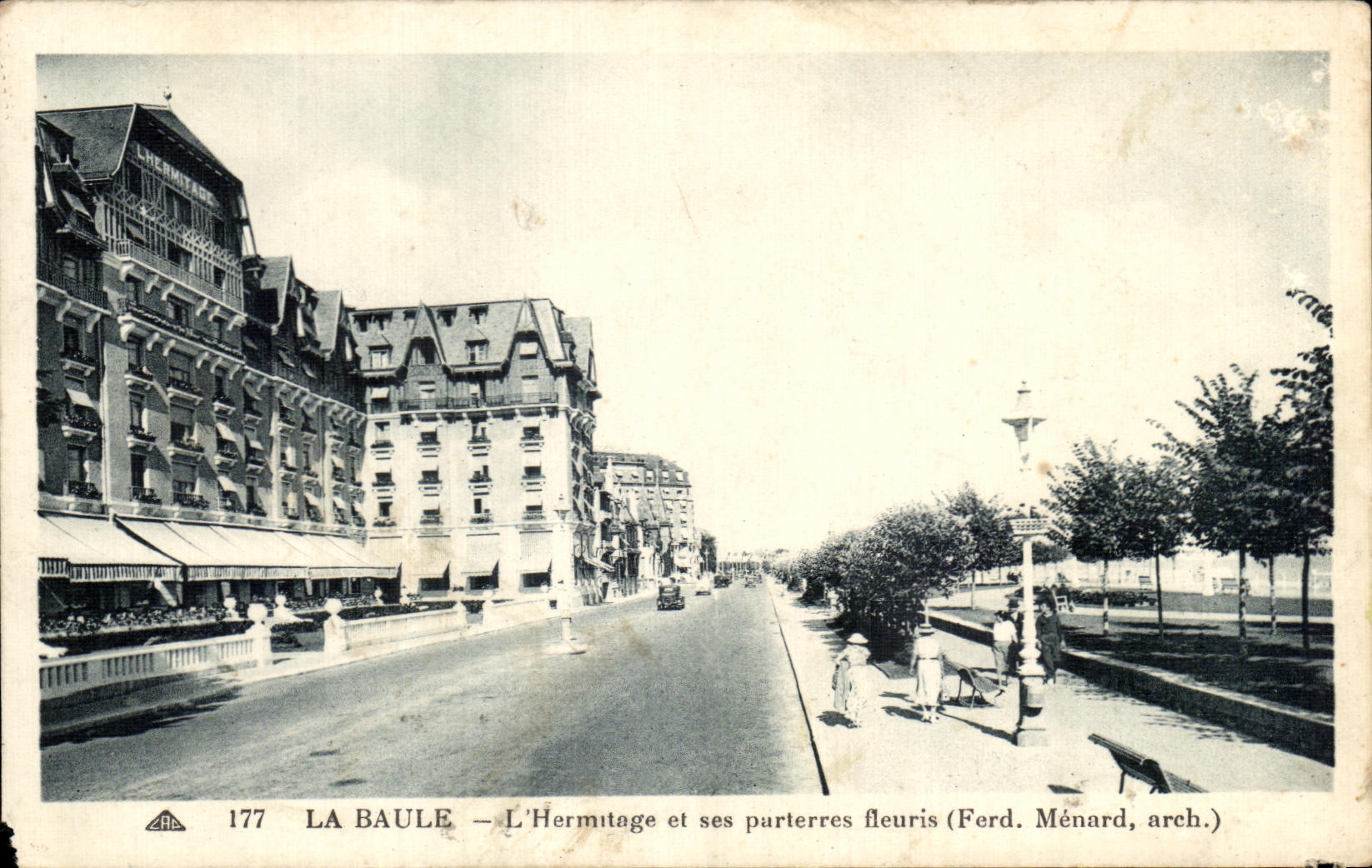 CPA La Baule Hermitage and its floors Flowered