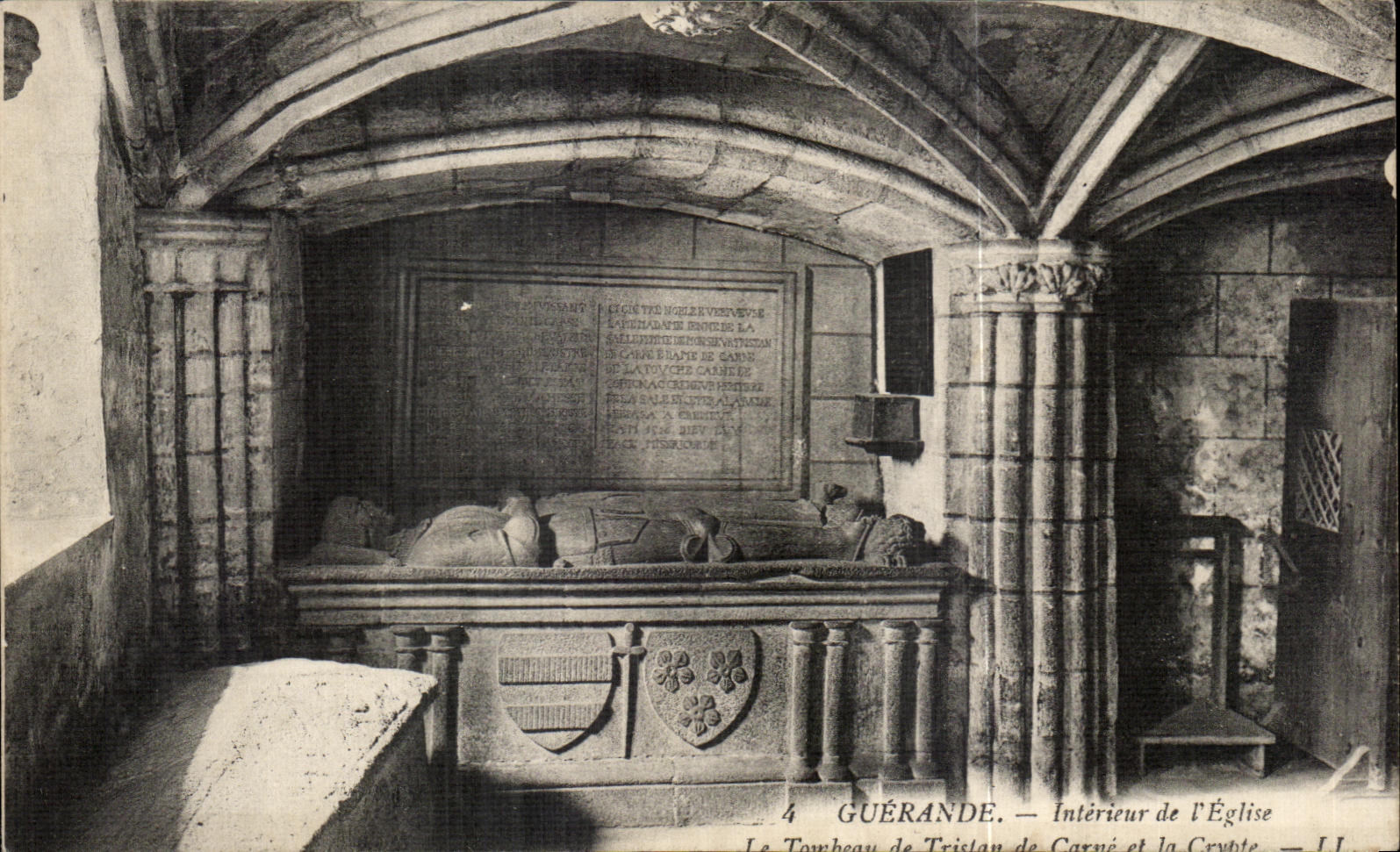 CPA Guerande Intereur de l Eglise