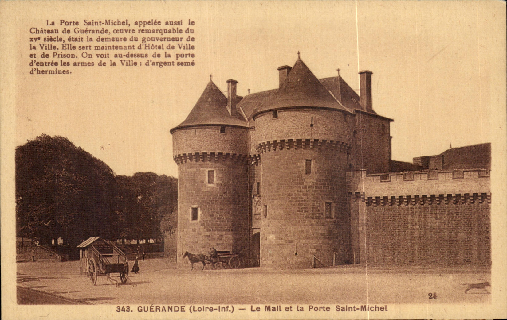 CPA Guerande Le Mall et la Porte Saint Michel