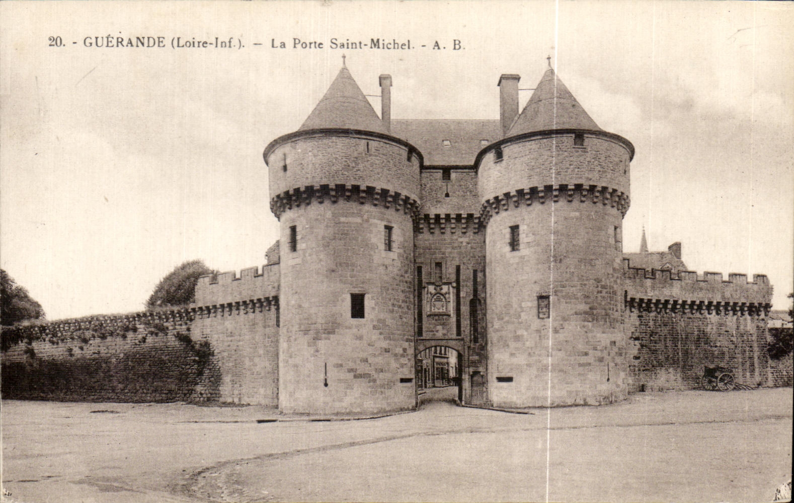 CPA Guerande La Porte St Michel