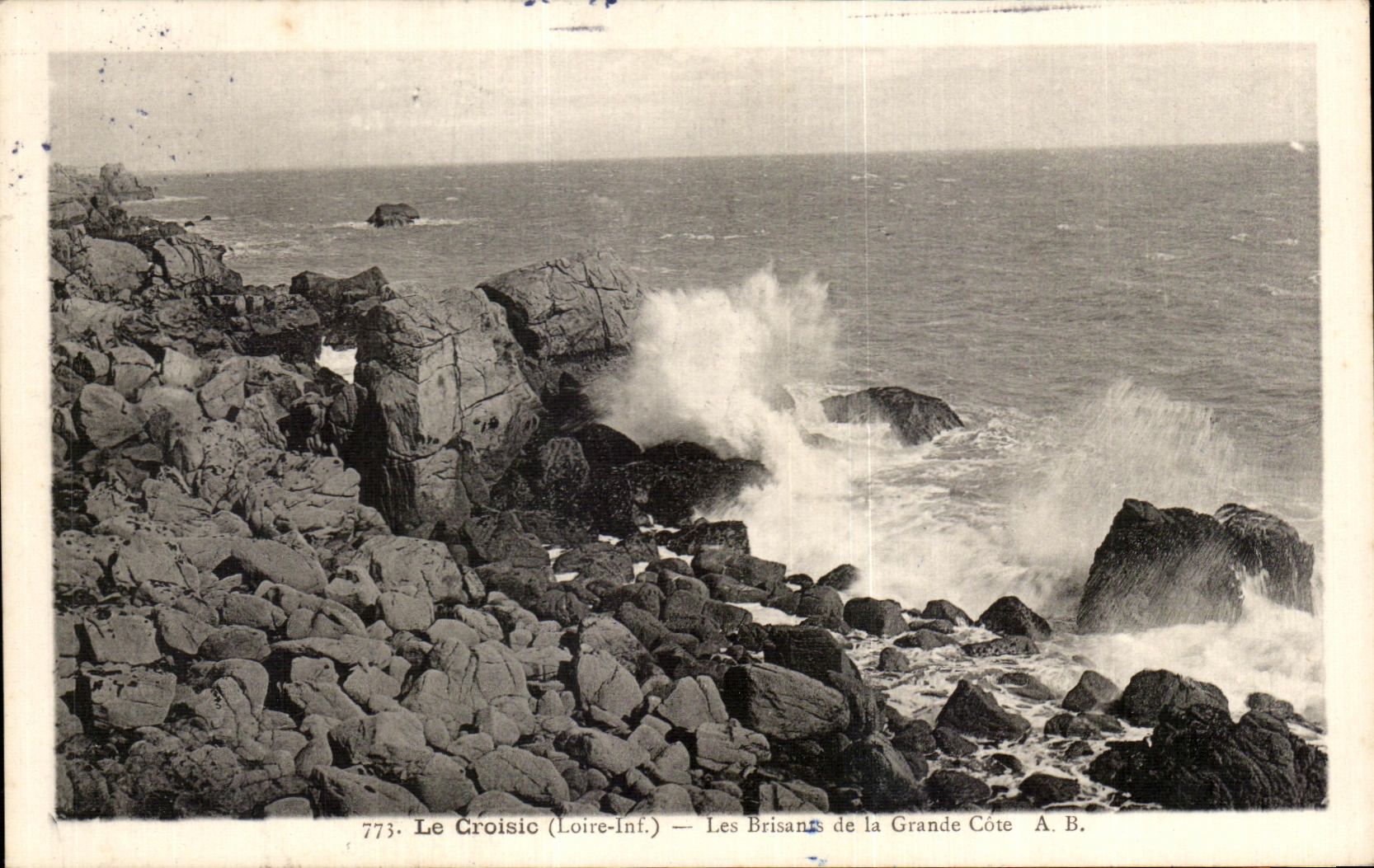 CPA Croisic Breaking Them of the Great Dimension