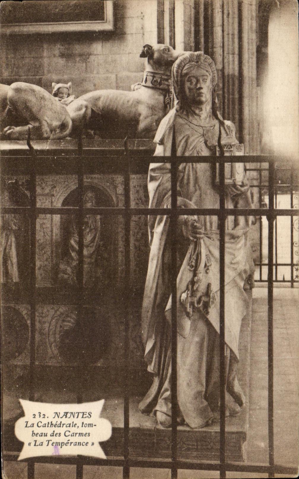 CPA Nantes the Cathedral tomb of the Carmelite friars Temperance Dog dog