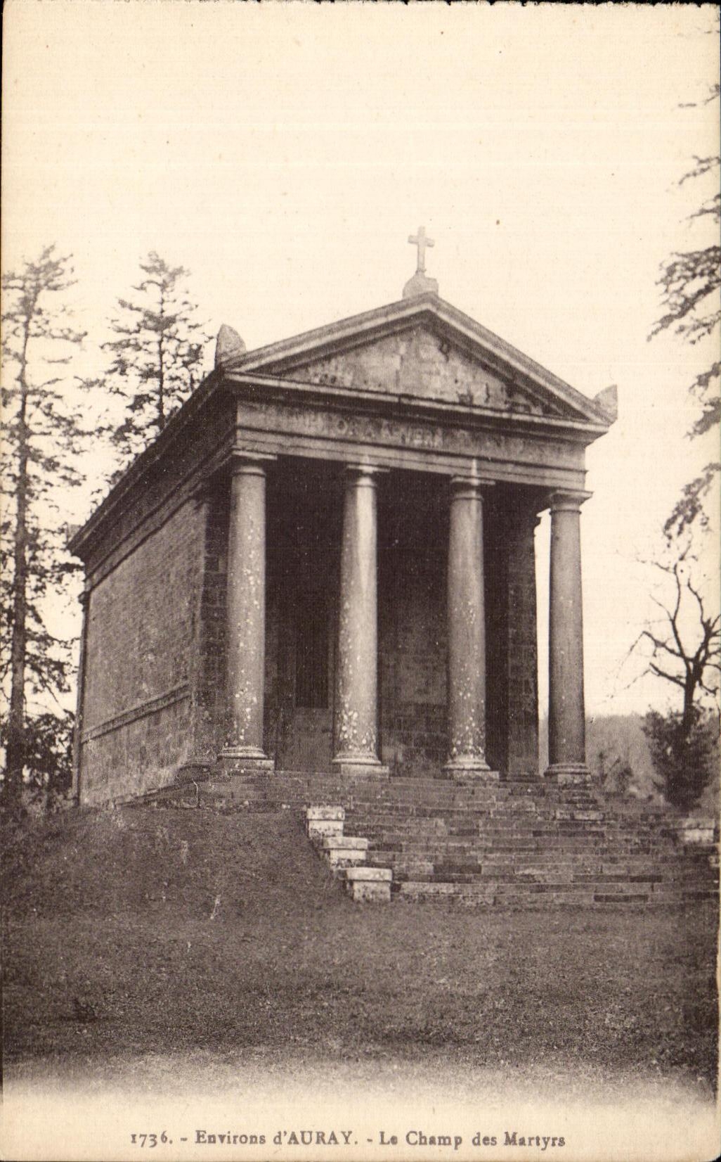CPA Surroundings Auray the Field of the Martyrs