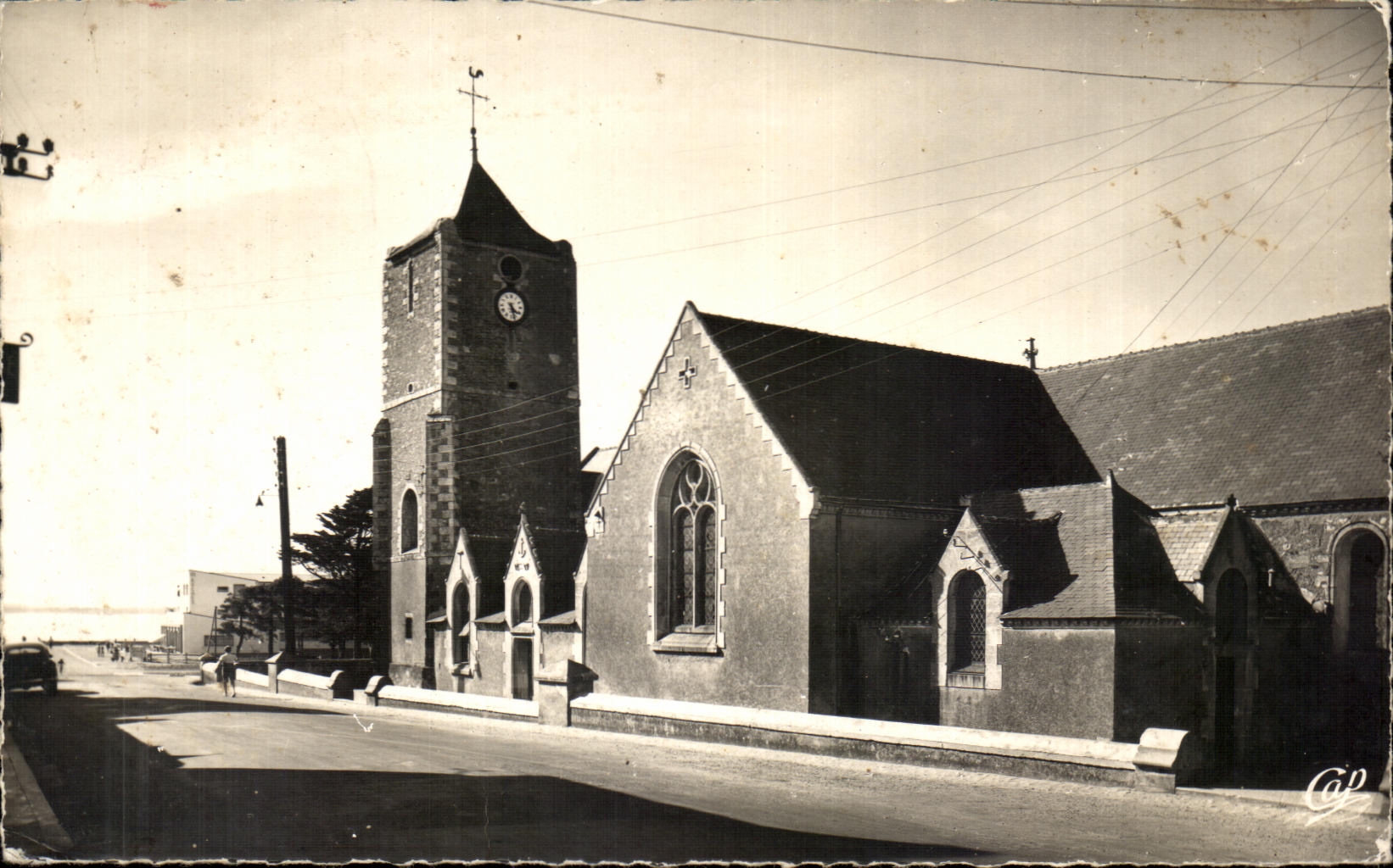 El santo Brevin de CPA dimensiona la iglesia del jade