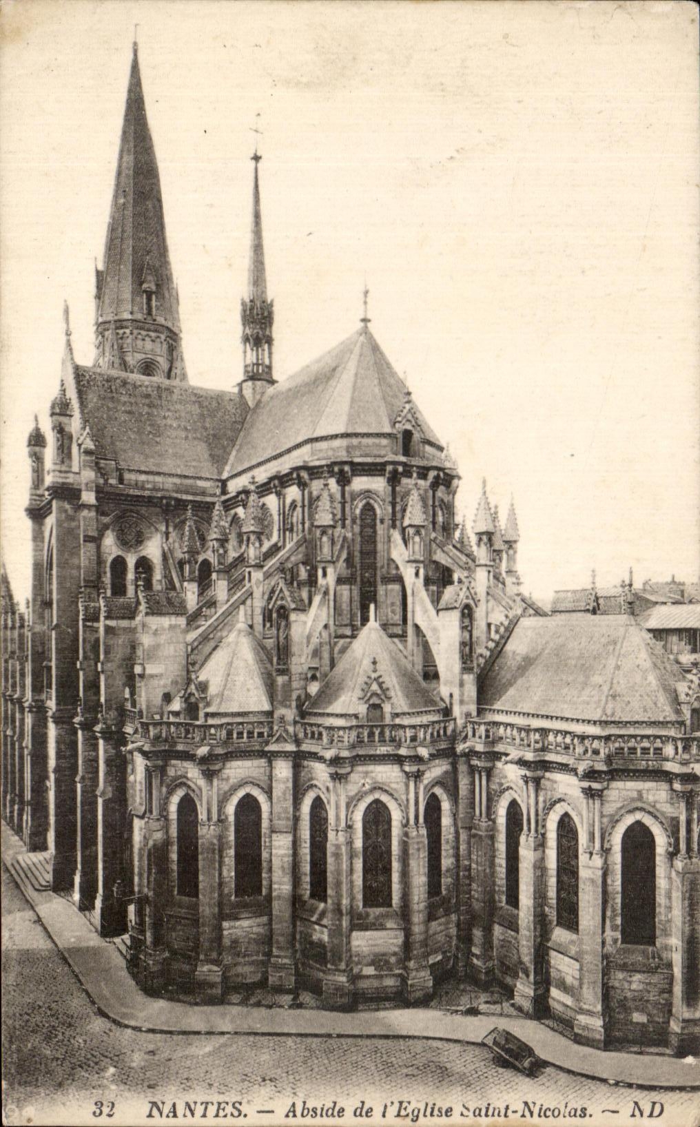 CPA Nantes Apse of Church Saint Nicolas