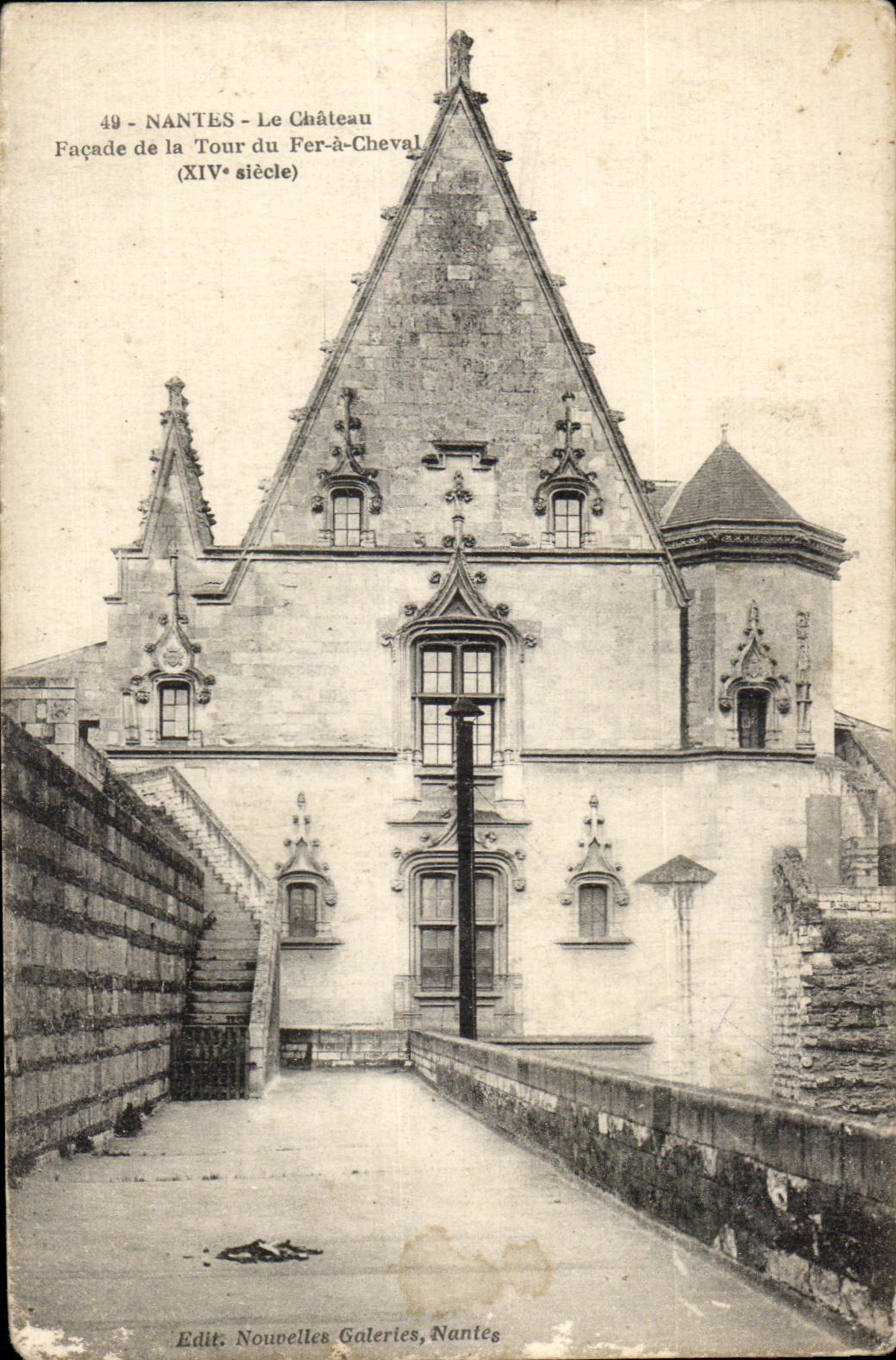 CPA Nantes the Castle Frontage of the Tower Iron Horse
