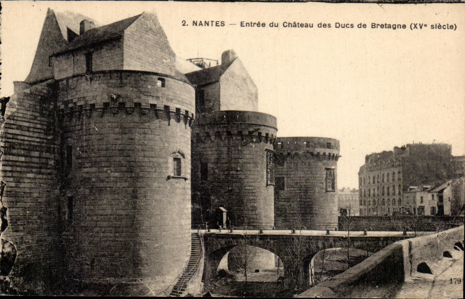 CPA Nantes Entrance of the Castle of the Dukes of Brittany