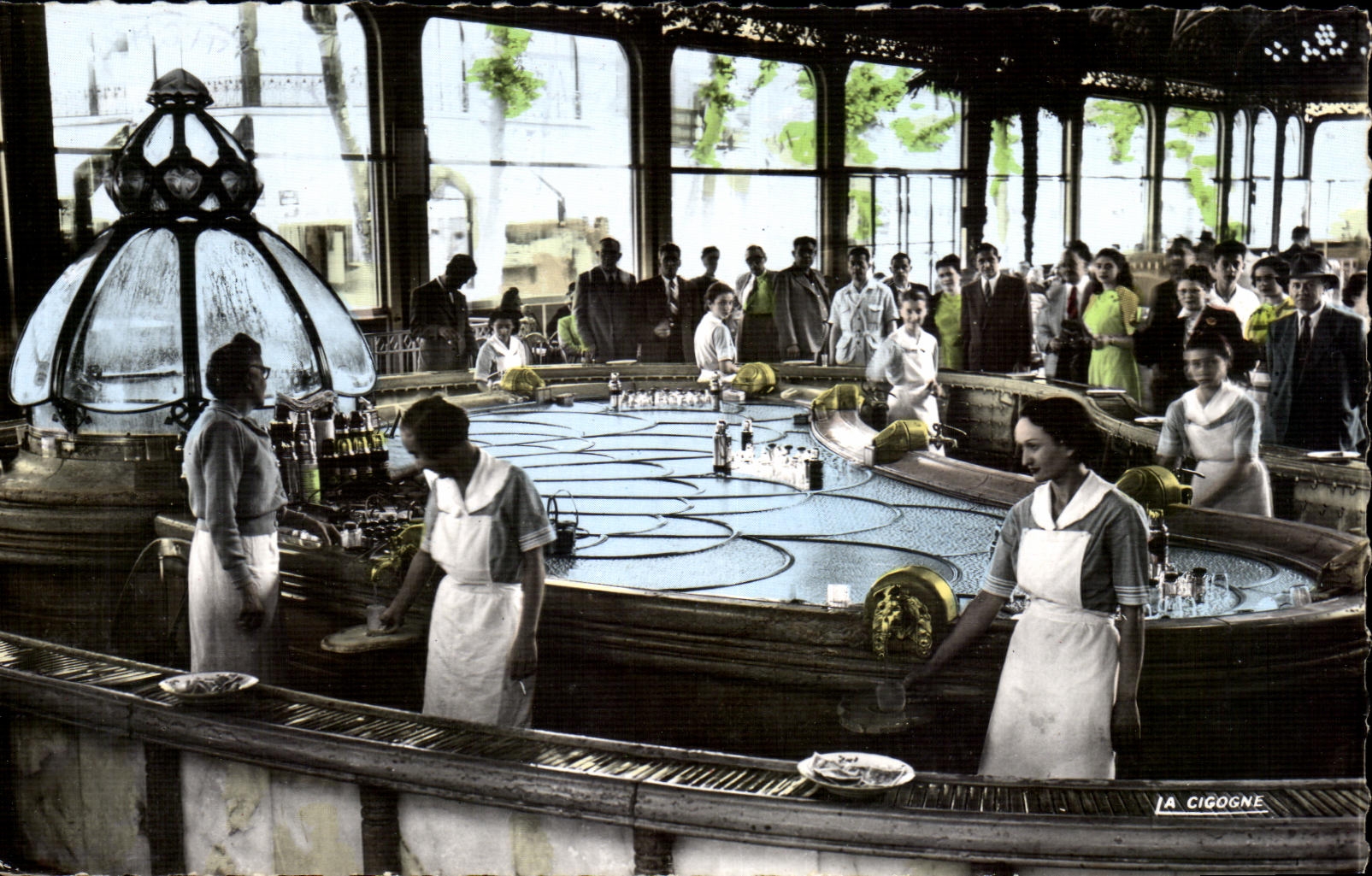 CPA Vichy (Allier) Queen of the Cities Chomel Source