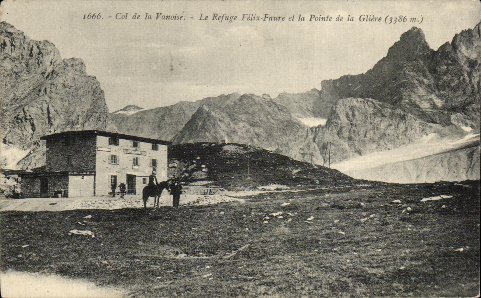 CPA Collar of the vanoise the Refuge Felix Faure and the Point of Gliere