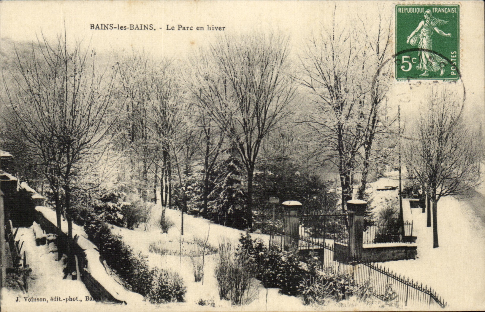 CPA Baths les Bains the Park in winter