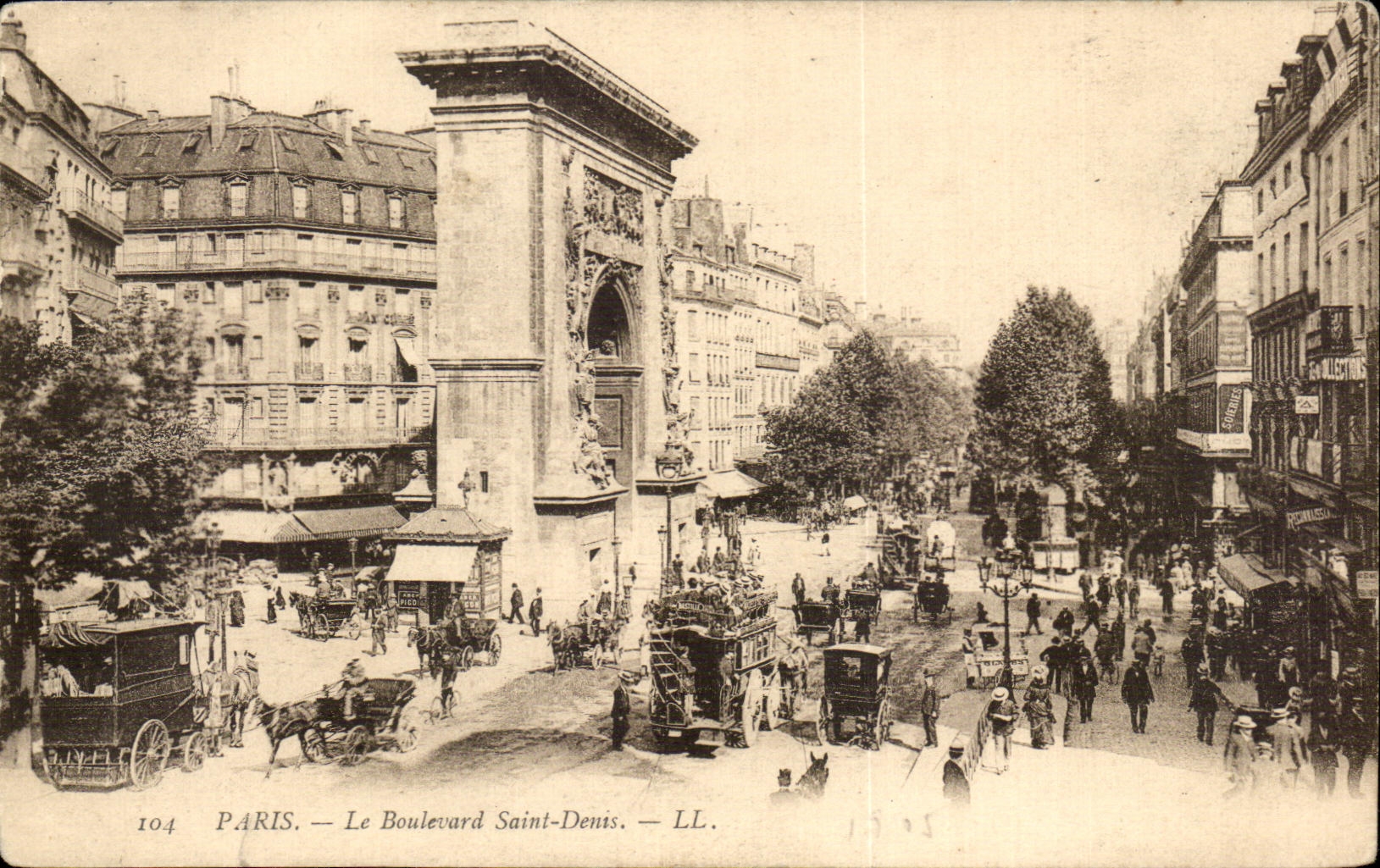CPA Paris the Boulevard Saint Denis