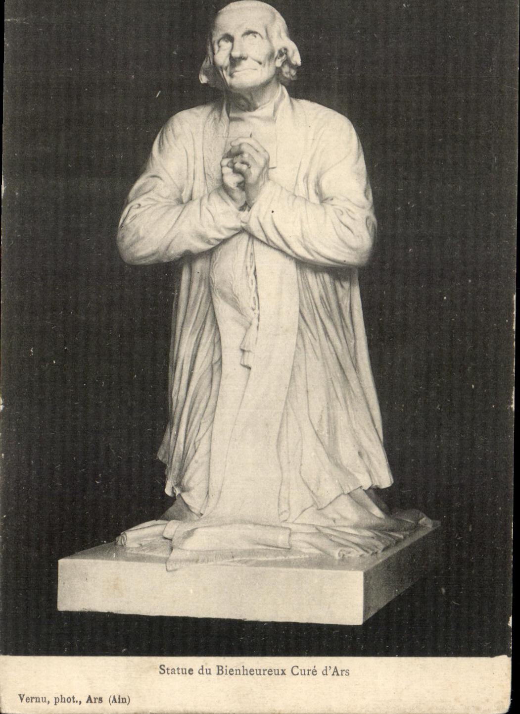 CPA Statue of Happy Cleans Ars